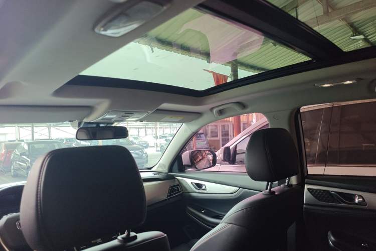 Used CHANGAN CS75 2020 280T Automatic Ya Zhi Model China VI Standard Headliner