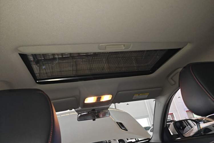 Used CHANGAN CS75 2020 280T DCT Luxury Model China VI Standard Headliner