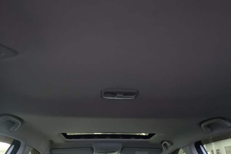 Used CHANGAN CS75 2020 280T DCT Luxury Model China VI Standard Headliner
