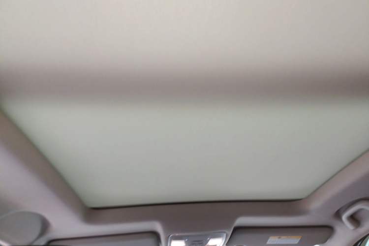 Used CHANGAN CS75 2020 280T DCT Luxury Version China VI Standard Headliner