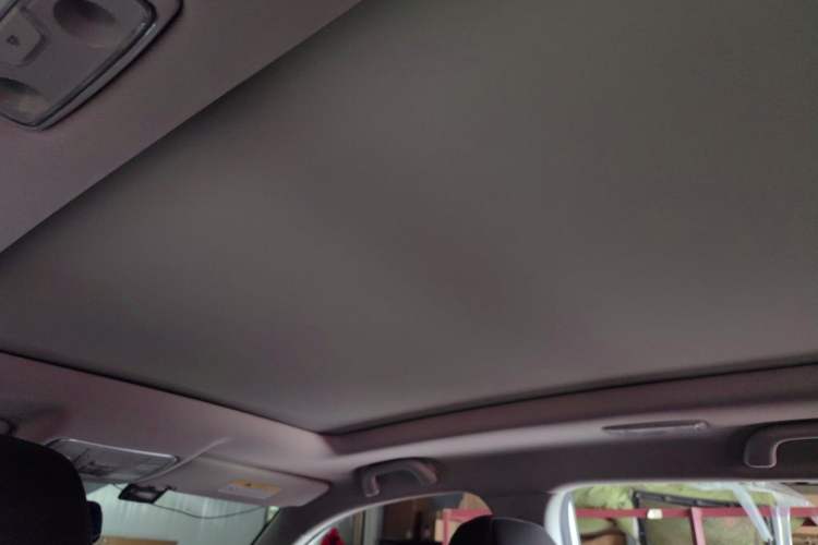 Used CHANGAN CS75 2020 280T DCT Luxury Version China VI Standard Headliner