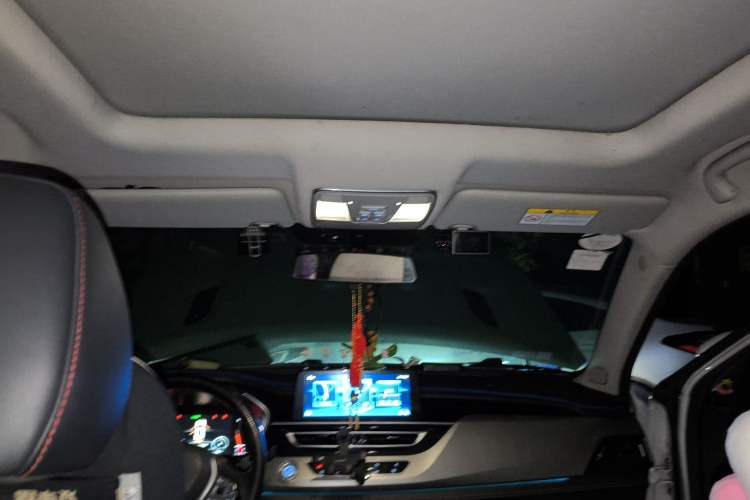 Used CHANGAN CS75 2020 280T Automatic Smart Edition China VI Headliner