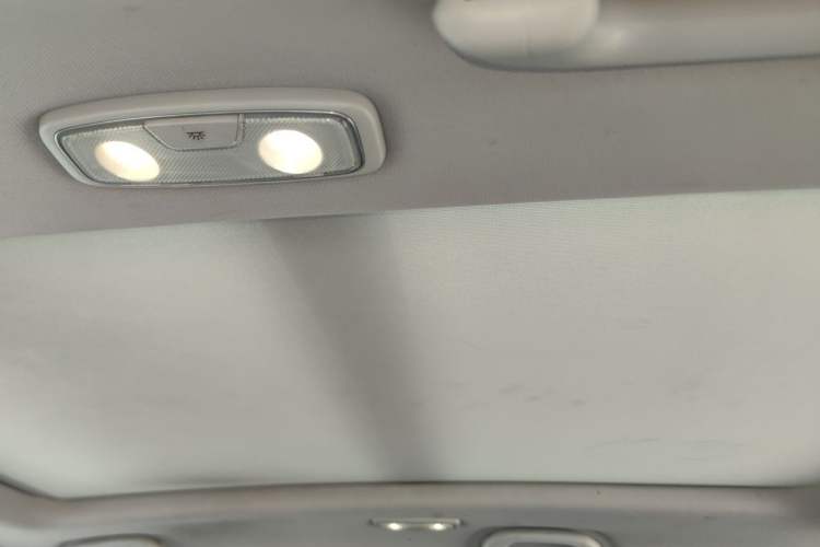 Used CHANGAN CS75 2020 280T Automatic Smart Edition China VI Headliner