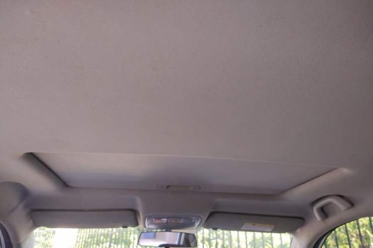 Used CHANGAN CS75 2020 280T DCT Luxury Model China VI Standard Headliner