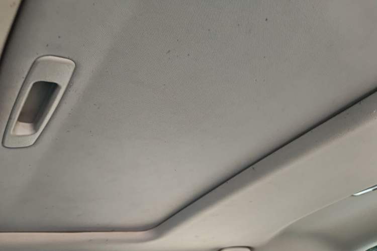 Used CHANGAN CS75 2020 280T Automatic Smart Edition China VI Standard Headliner