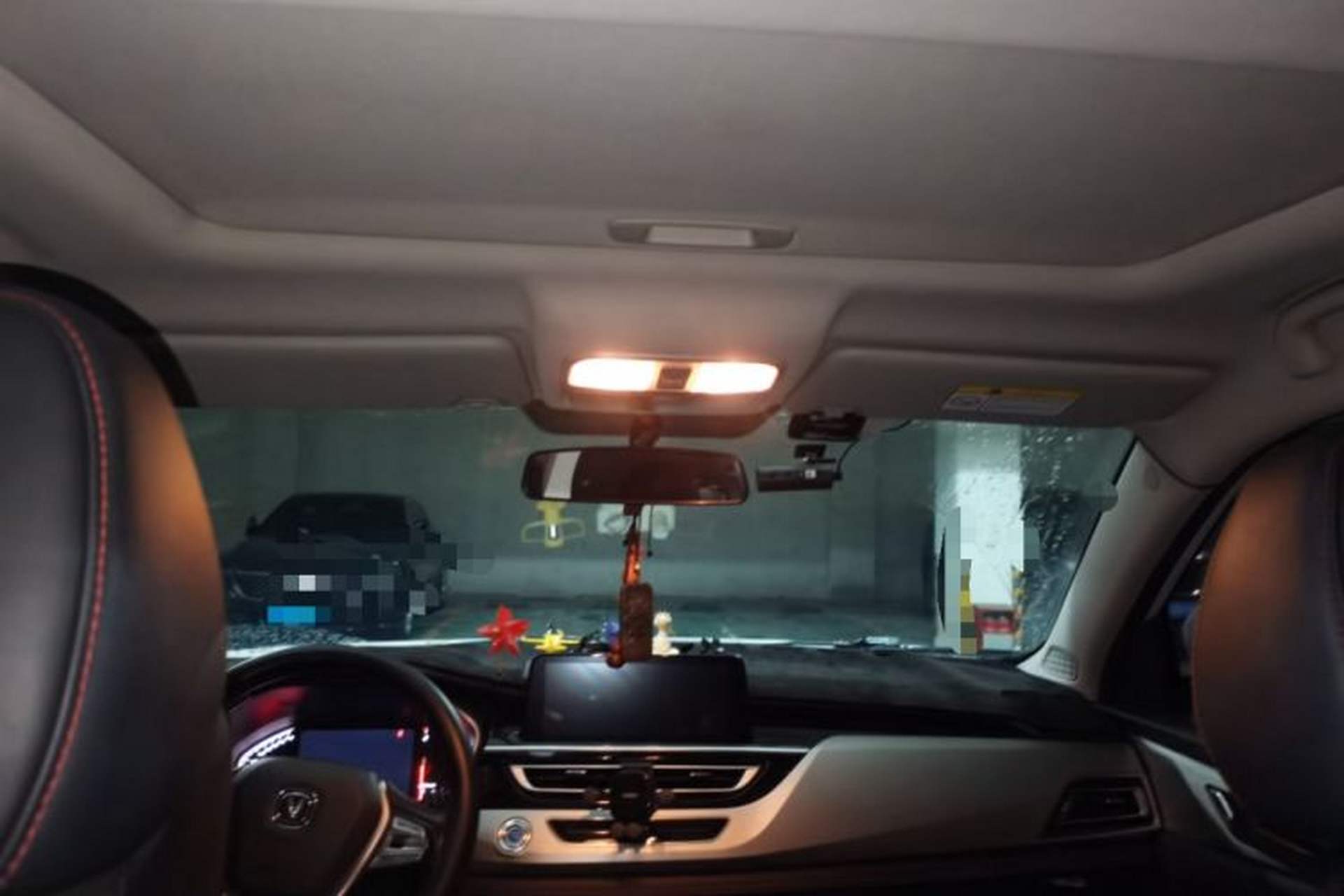 Used CHANGAN CS75 2020 280T Automatic Smart Edition China VI Standard Headliner