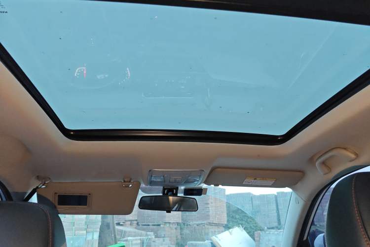 Used CHANGAN CS75 2020 280T DCT Luxury Version China VI Standard Headliner