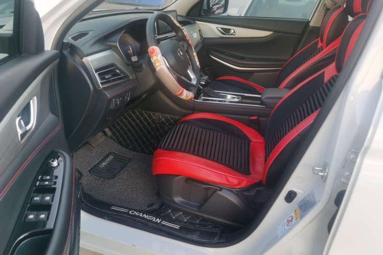 Used CHANGAN CS75 2020 280T DCT Luxury Model China VI Standard Interior 2