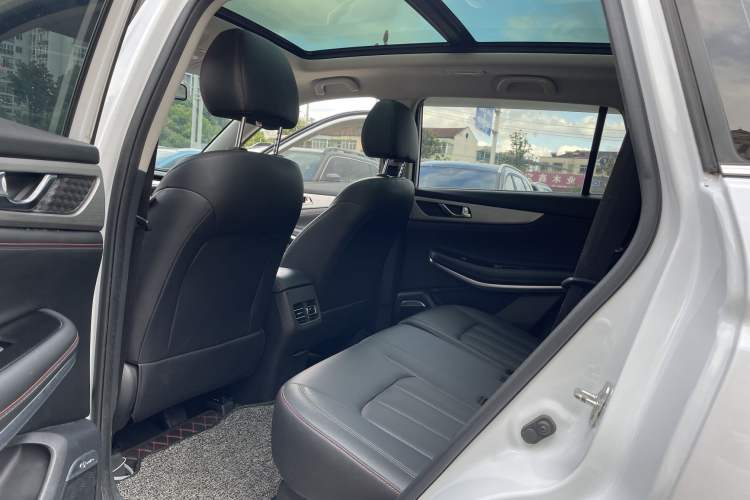 Used CHANGAN CS75 2020 280T Automatic Smart Edition China VI Interior 3