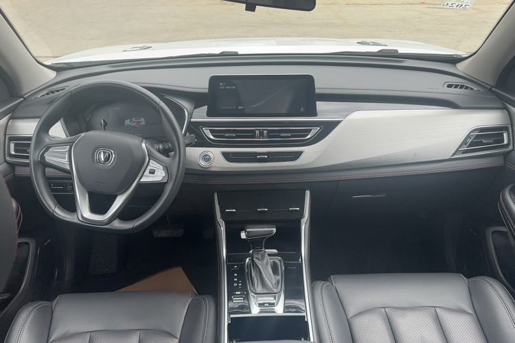 Used CHANGAN CS75 2020 280T DCT Luxury Model China VI Standard Interior 5