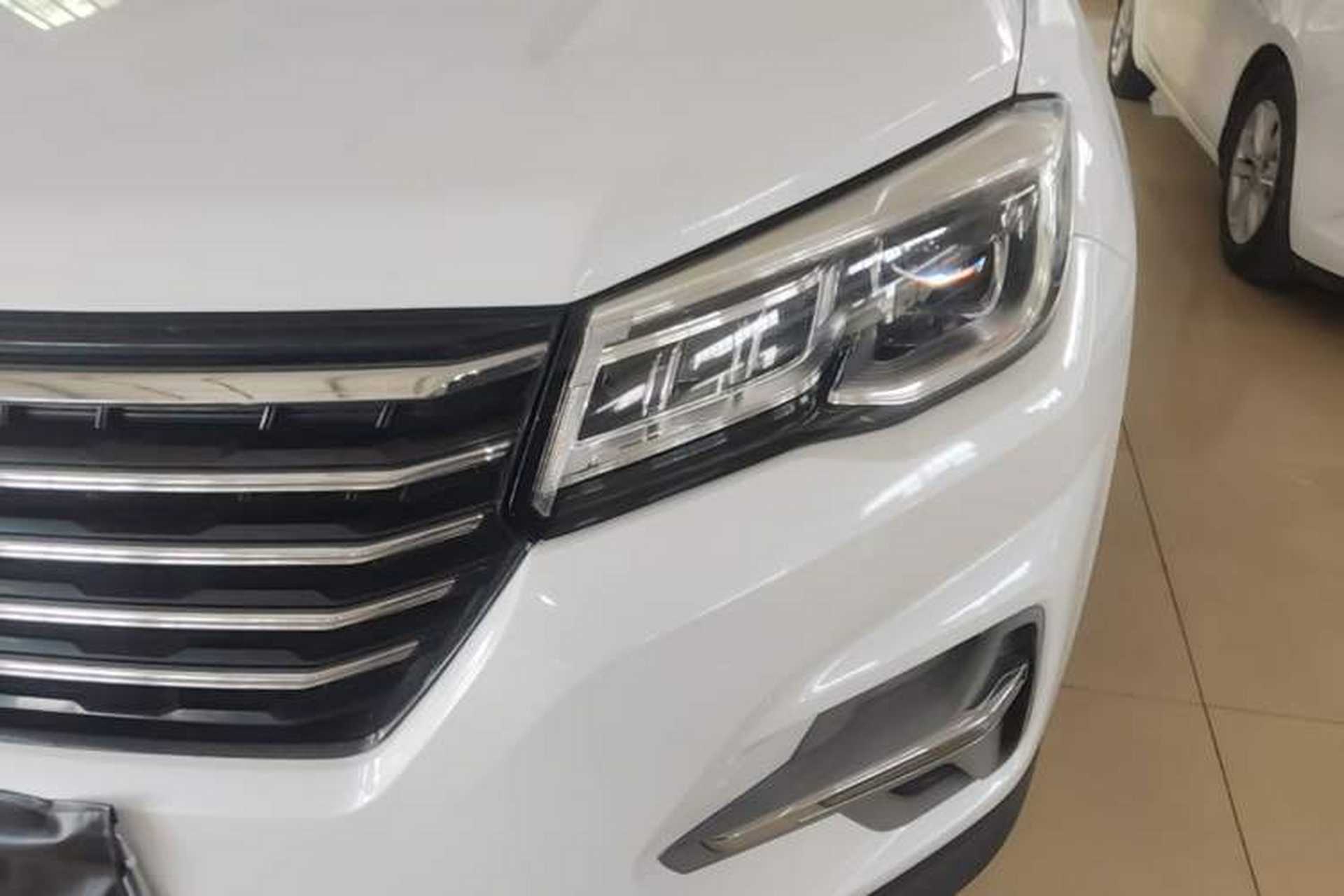 Used CHANGAN CS75 2020 280T Manual Smart Edition China VI Standard Left Front Headlight