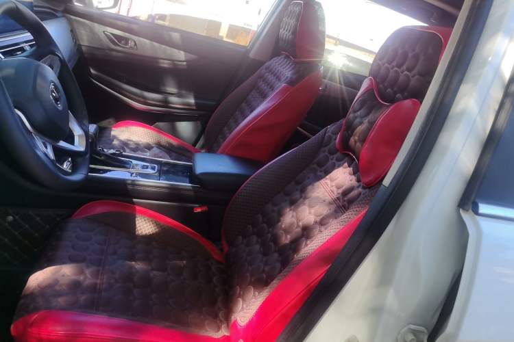 Used CHANGAN CS75 2020 280T DCT Luxury Version China VI Standard Left Front Seat
