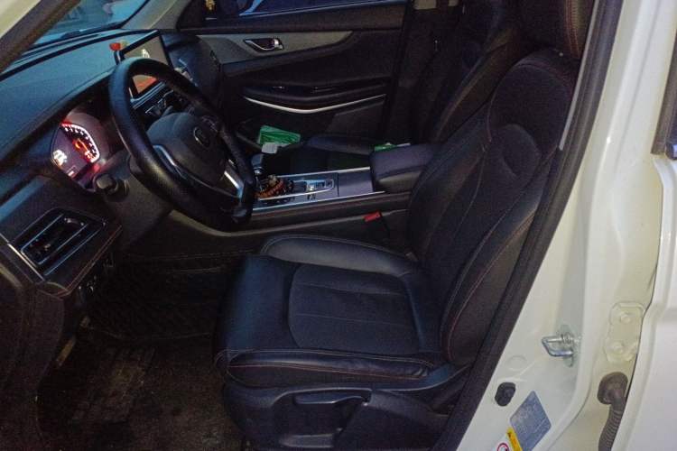 Used CHANGAN CS75 2020 280T DCT Luxury Model China VI Standard Left Front Seat