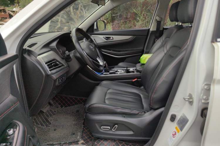 Used CHANGAN CS75 2020 280T Automatic Smart Edition China VI Left Front Seat
