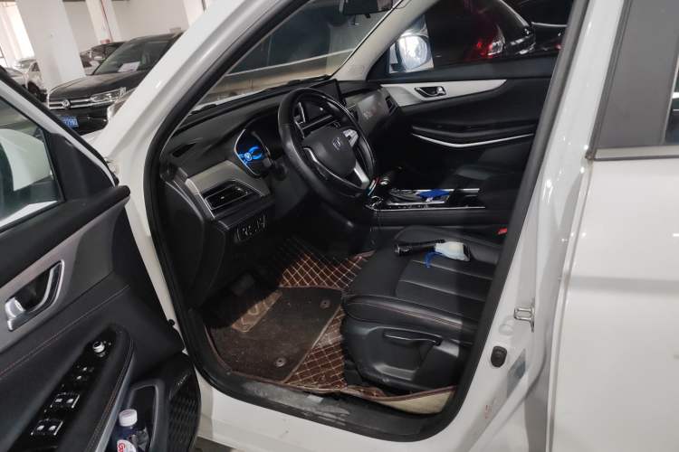 Used CHANGAN CS75 2020 280T Automatic Smart Edition China VI Standard Left Front Seat