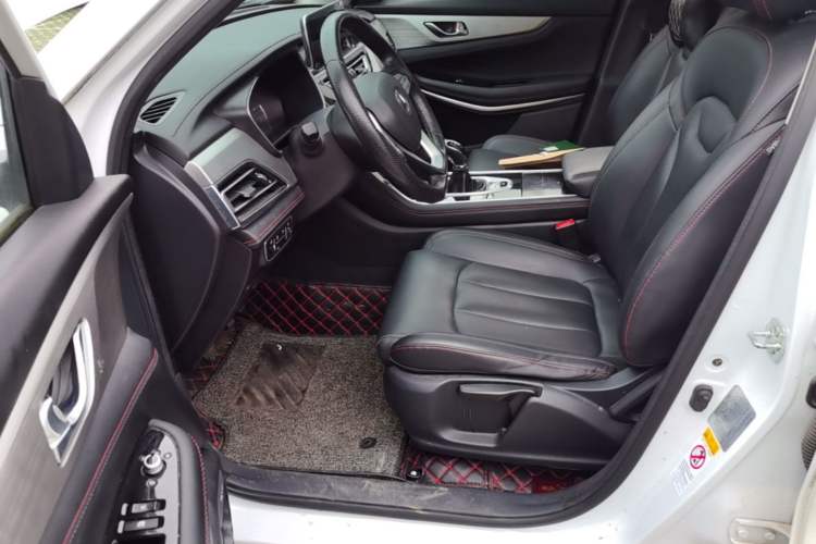 Used CHANGAN CS75 2020 280T Manual Elite Version China VI Left Front Seat