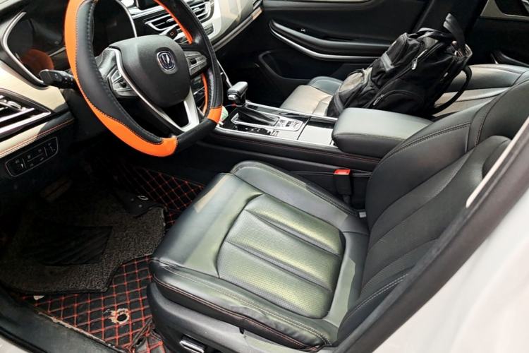 Used CHANGAN CS75 2020 280T Automatic Smart Edition China VI Left Front Seat