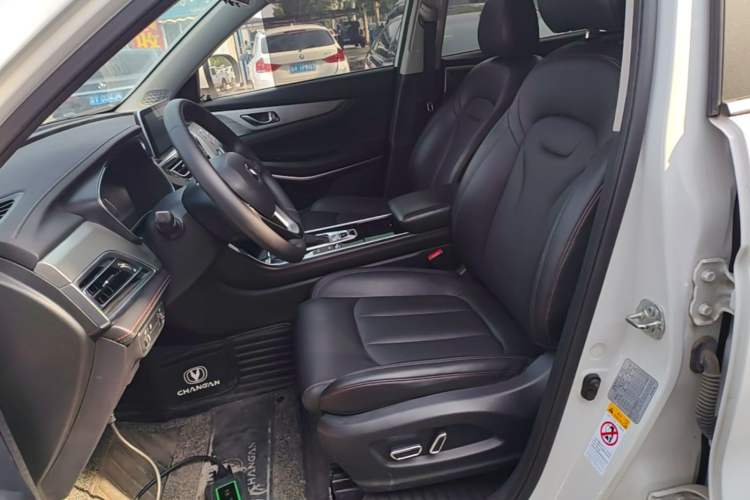 Used CHANGAN CS75 2020 280T DCT Luxury Version China VI Standard Left Front Seat