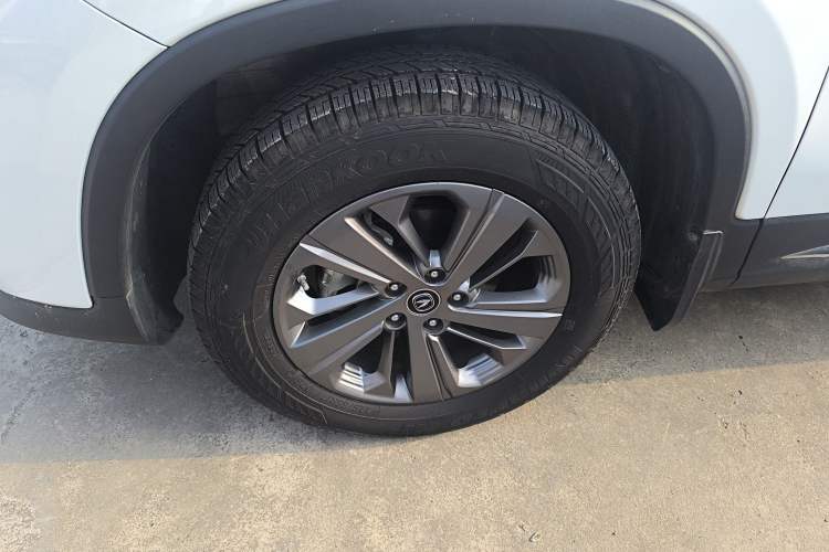 Used CHANGAN CS75 2020 280T DCT Luxury Model China VI Standard Left Front Wheel Hub