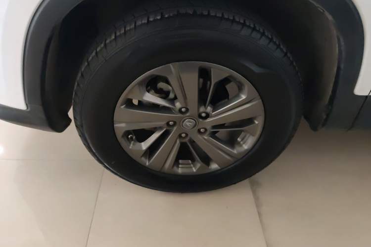 Used CHANGAN CS75 2020 280T DCT Luxury Model China VI Standard Left Front Wheel Hub