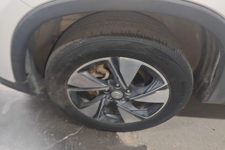 Used CHANGAN CS75 2020 280T DCT Luxury Version China VI Standard Left Front Wheel Hub
