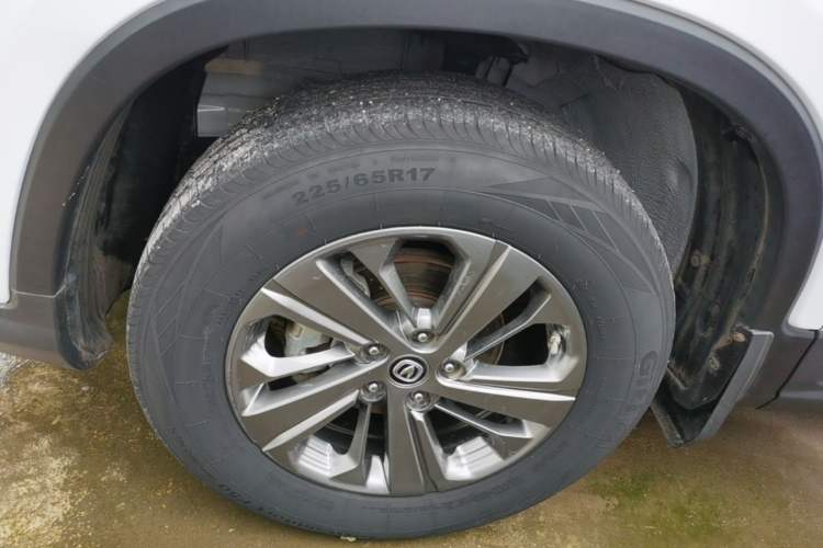 Used CHANGAN CS75 2020 280T Manual Elite Version China VI Standard Left Front Wheel Hub