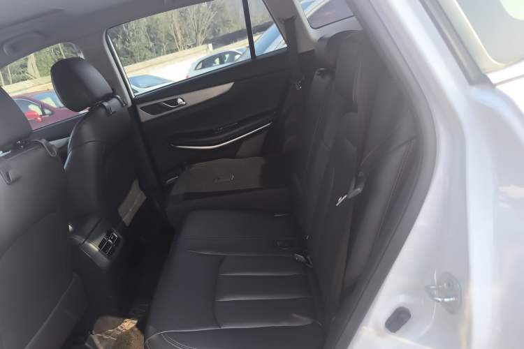 Used CHANGAN CS75 2020 280T DCT Luxury Model China VI Standard Left Rear Seat