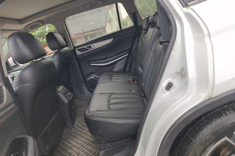 Used CHANGAN CS75 2020 280T Automatic Smart Edition China VI Left Rear Seat