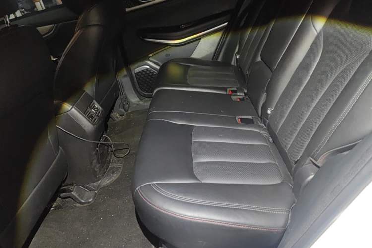 Used CHANGAN CS75 2020 280T Automatic Smart Edition China VI Standard Left Rear Seat