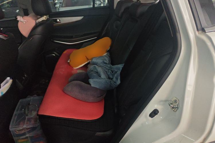 Used CHANGAN CS75 2020 280T Automatic Ya Zhi Model China VI Standard Left Rear Seat