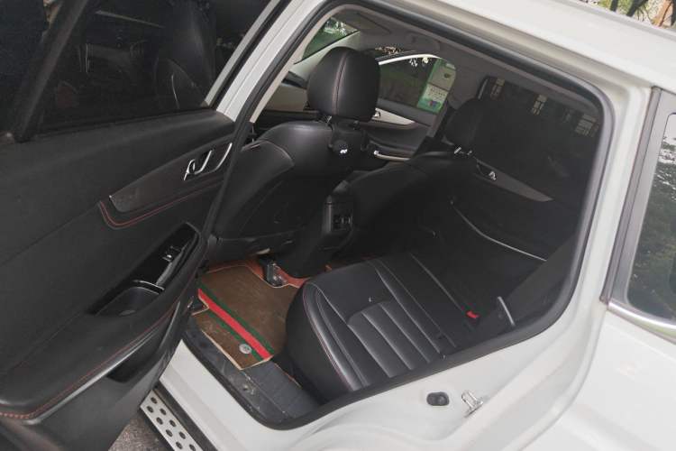 Used CHANGAN CS75 2020 280T DCT Luxury Model China VI Standard Left Rear Seat