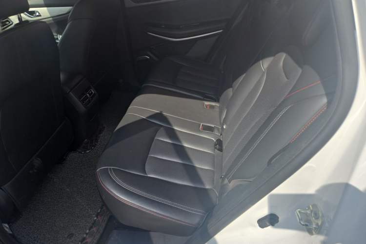 Used CHANGAN CS75 2020 280T Automatic Smart Edition China VI Left Rear Seat