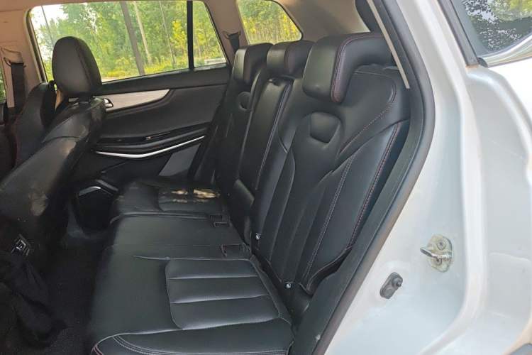 Used CHANGAN CS75 2020 280T Automatic Smart Edition China VI Standard Left Rear Seat