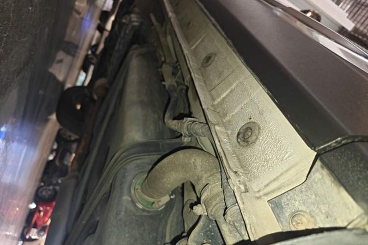 Used CHANGAN CS75 2020 280T DCT Luxury Model China VI Standard Left Side Sill
