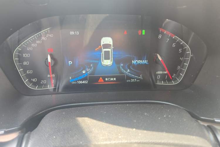Used CHANGAN CS75 2020 280T Automatic Smart Edition China VI Odometer Close Up