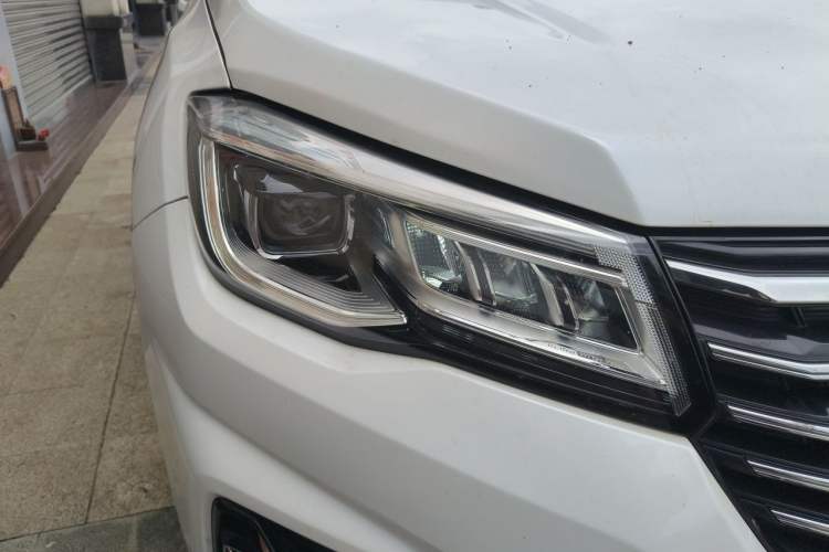 Used CHANGAN CS75 2020 280T Automatic Smart Edition China VI Right Front Headlight