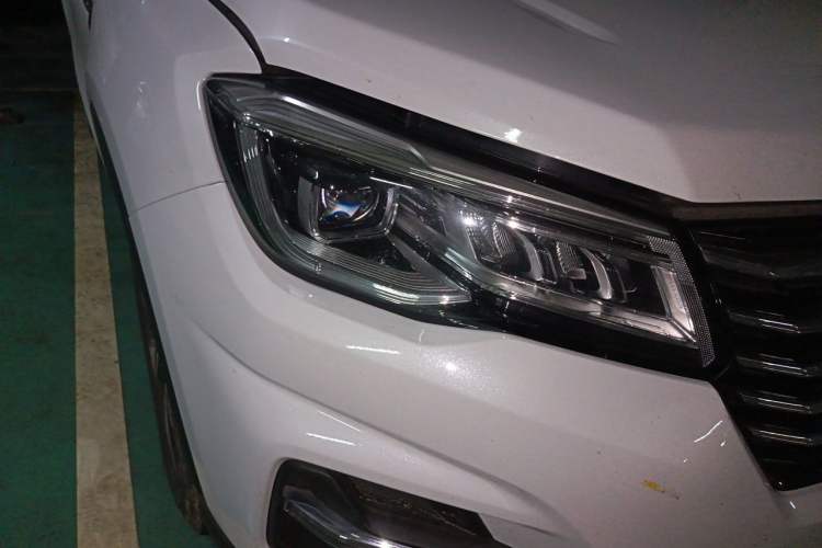 Used CHANGAN CS75 2020 280T Automatic Smart Edition China VI Right Front Headlight