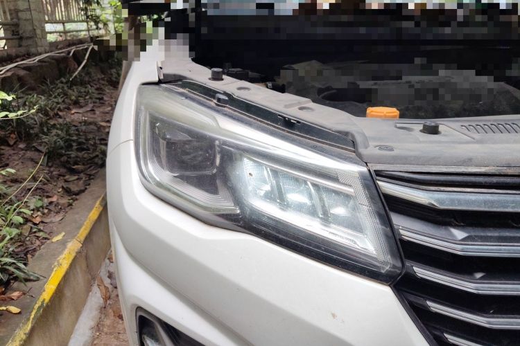 Used CHANGAN CS75 2020 280T DCT Luxury Version China VI Standard Right Front Headlight