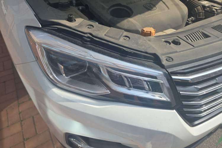 Used CHANGAN CS75 2020 280T Automatic Smart Edition China VI Right Front Headlight