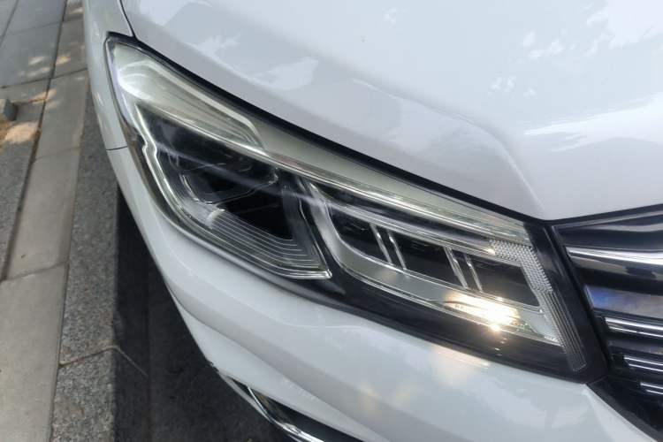Used CHANGAN CS75 2020 280T Manual Smart Edition China VI Standard Right Front Headlight