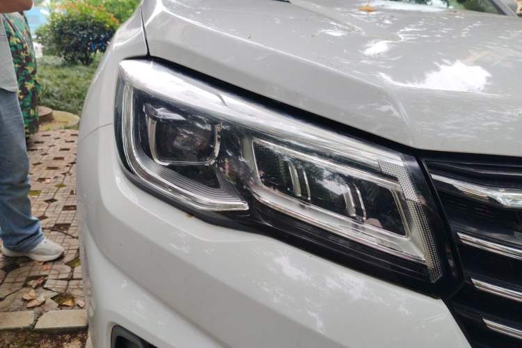 Used CHANGAN CS75 2020 280T Automatic Smart Edition China VI Right Front Headlight