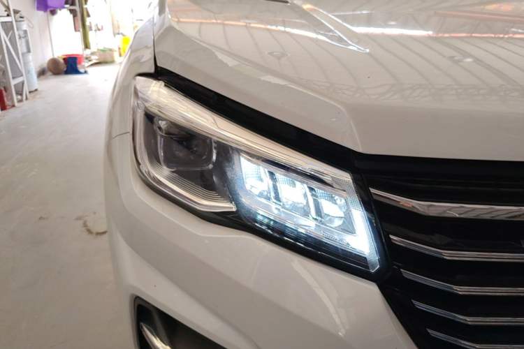Used CHANGAN CS75 2020 280T Automatic Smart Edition China VI Right Front Headlight