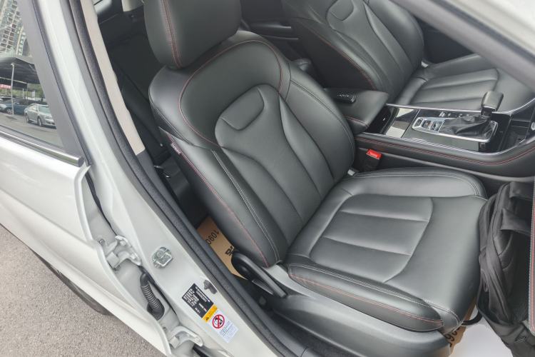 Used CHANGAN CS75 2020 280T Automatic Smart Edition China VI Right Front Seat