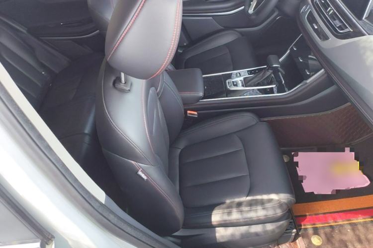 Used CHANGAN CS75 2020 280T Automatic Smart Edition China VI Right Front Seat