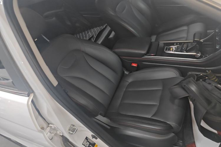 Used CHANGAN CS75 2020 280T DCT Luxury Version China VI Standard Right Front Seat
