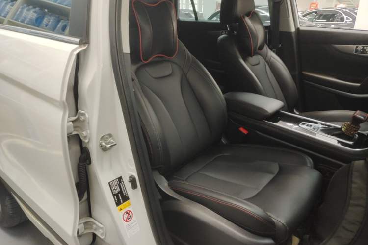 Used CHANGAN CS75 2020 280T DCT Luxury Version China VI Standard Right Front Seat