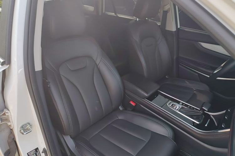 Used CHANGAN CS75 2020 280T DCT Luxury Version China VI Standard Right Front Seat