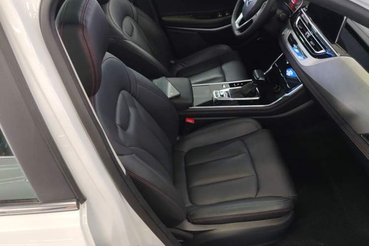 Used CHANGAN CS75 2020 280T Automatic Smart Edition China VI Right Front Seat