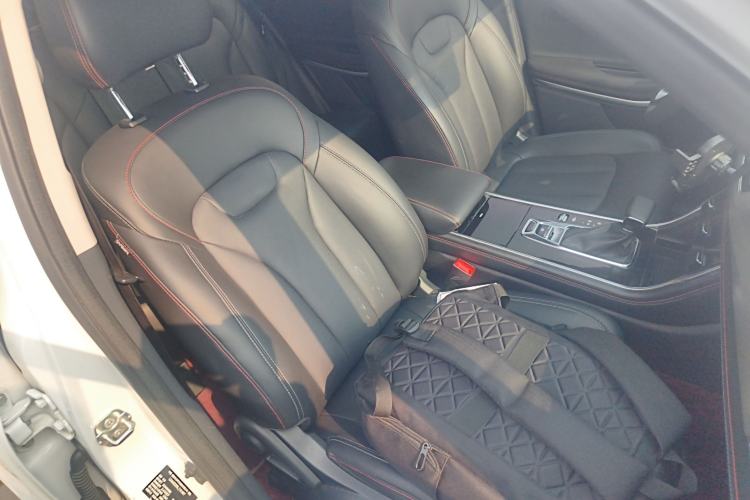 Used CHANGAN CS75 2020 280T DCT Luxury Version China VI Standard Right Front Seat