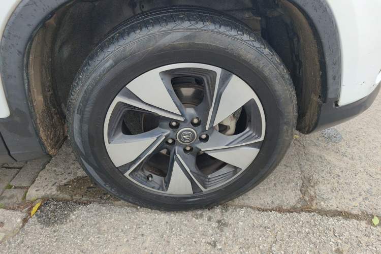 Used CHANGAN CS75 2020 280T Automatic Smart Edition China VI Right Front Wheel Hub